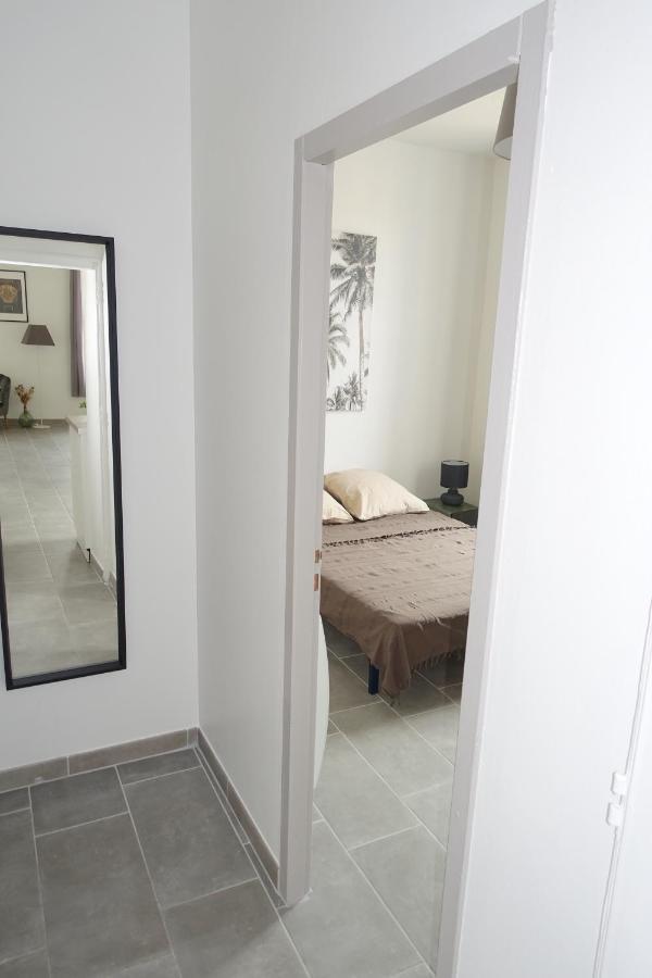 Maison Carree/Coeur Historique De Nimes - Superbe Appt 55M² Ngoại thất bức ảnh