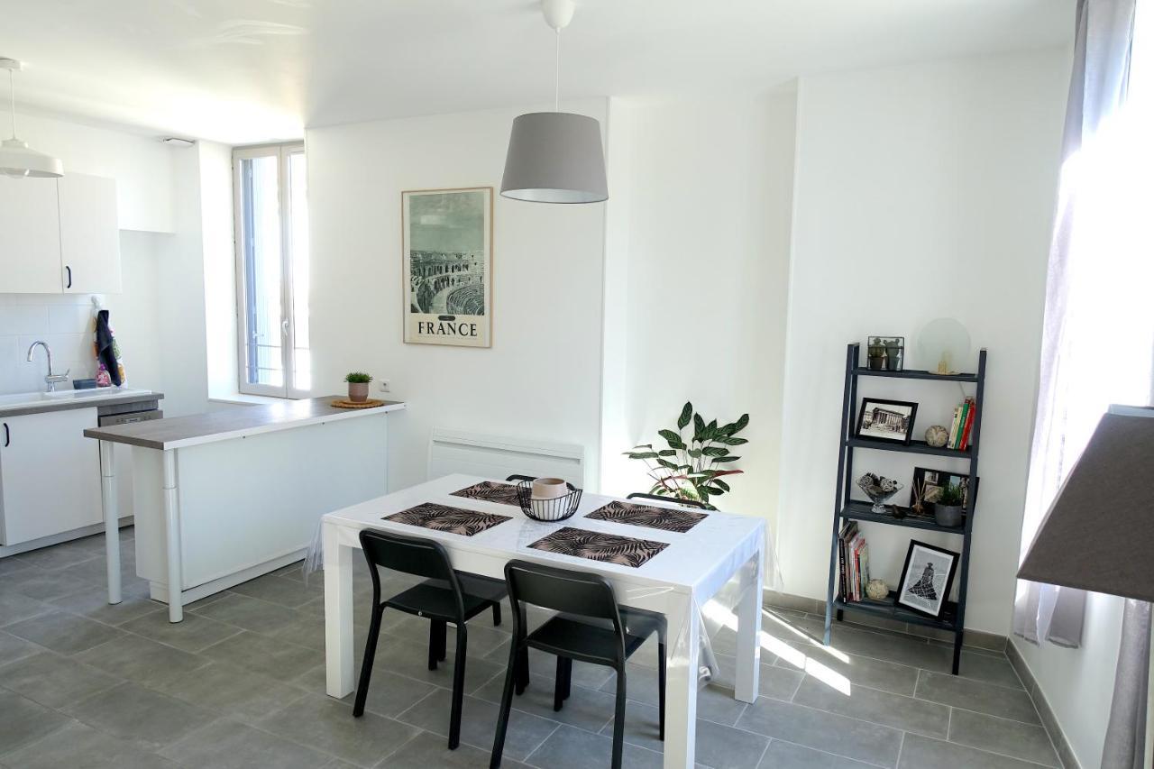 Maison Carree/Coeur Historique De Nimes - Superbe Appt 55M² Ngoại thất bức ảnh