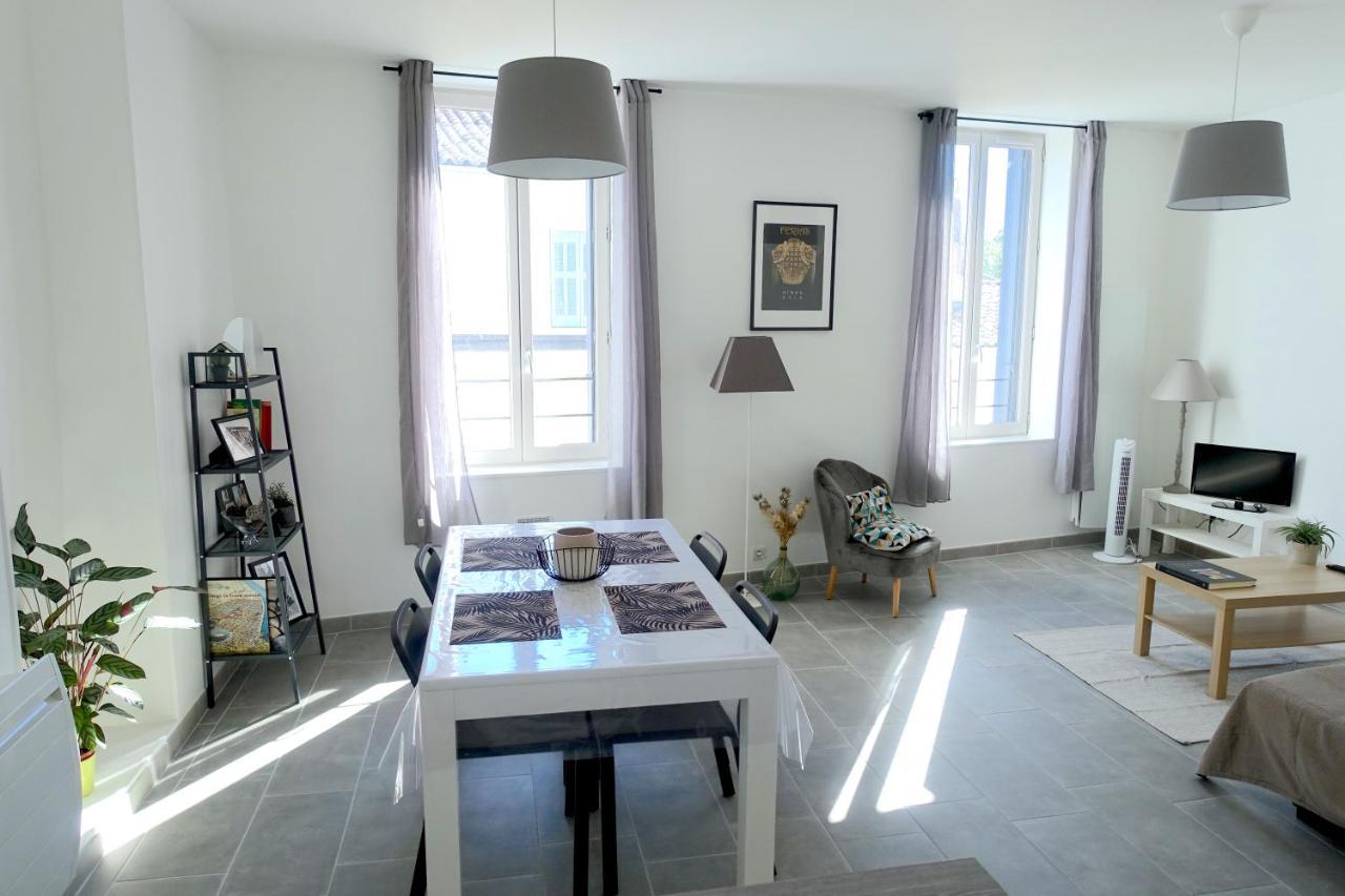 Maison Carree/Coeur Historique De Nimes - Superbe Appt 55M² Ngoại thất bức ảnh